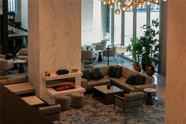 Building Photo - 1065 Peachtree St NE