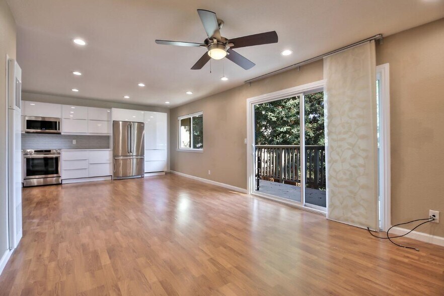 Building Photo - 118 Flynn Ave