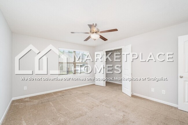 Building Photo - 4052 Saddlecreek Wy