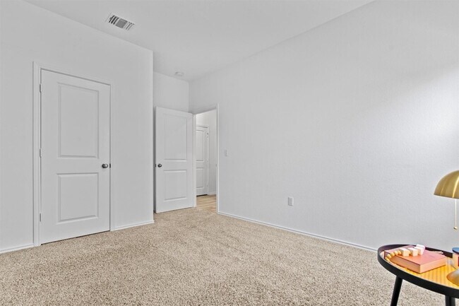 Building Photo - 7711 Poppy Petal Dr