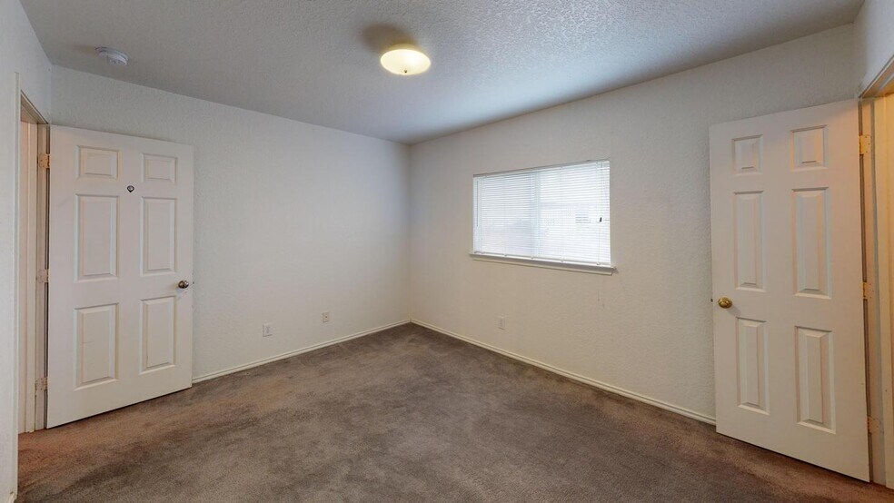 Building Photo - 14711 Mountainside Ridge
