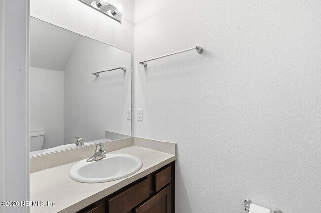 Building Photo - 836 Observatory Pkwy