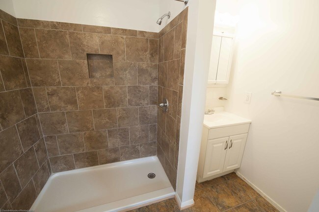 Building Photo - 2900 Taney Rd