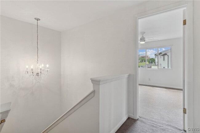 Building Photo - 104 Lookout Cir