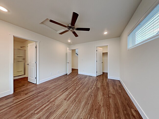 Building Photo - 33090 Cypress Avenue SE
