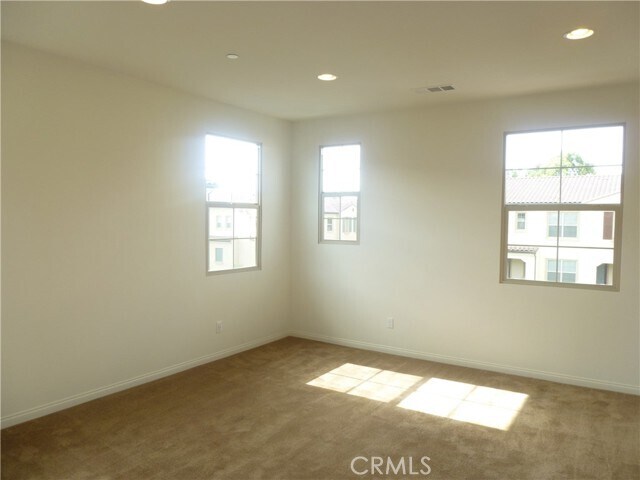 Building Photo - 50 Capricorn