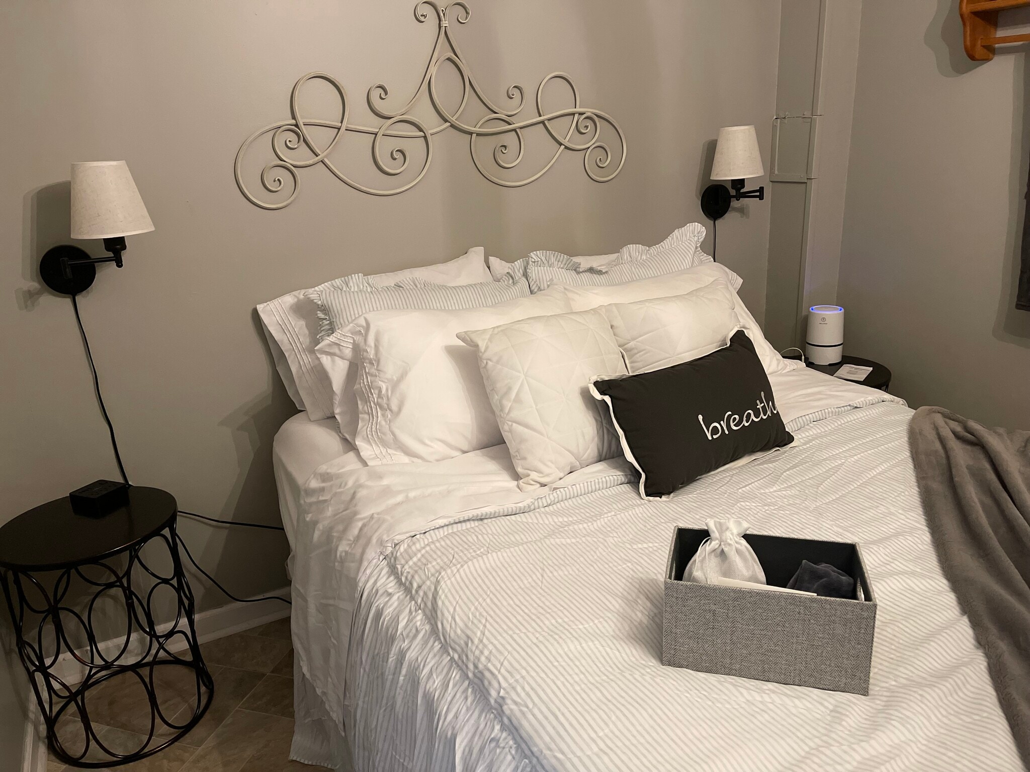 Building Photo - 220 Pearson Dr