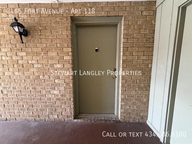 Building Photo - 3465 Fort Ave