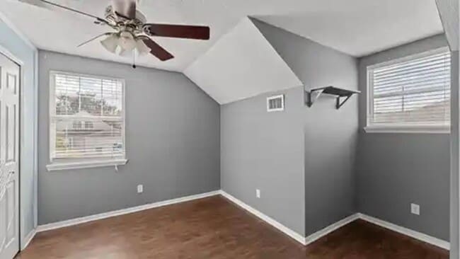 Building Photo - Davenport 3 Bedroom 2 Bathroom Corner Lot!!!