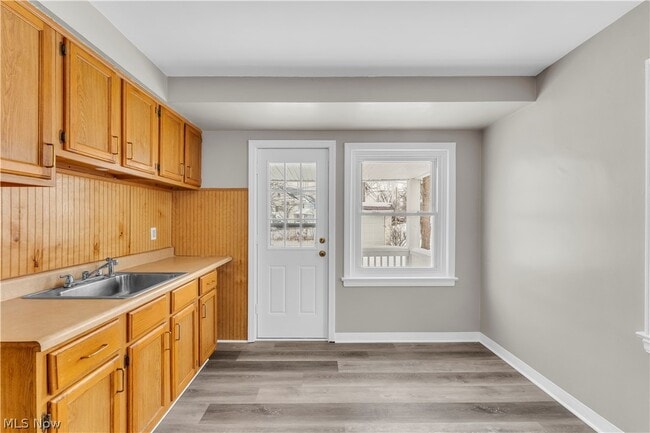 Building Photo - 9405 Bohning Dr