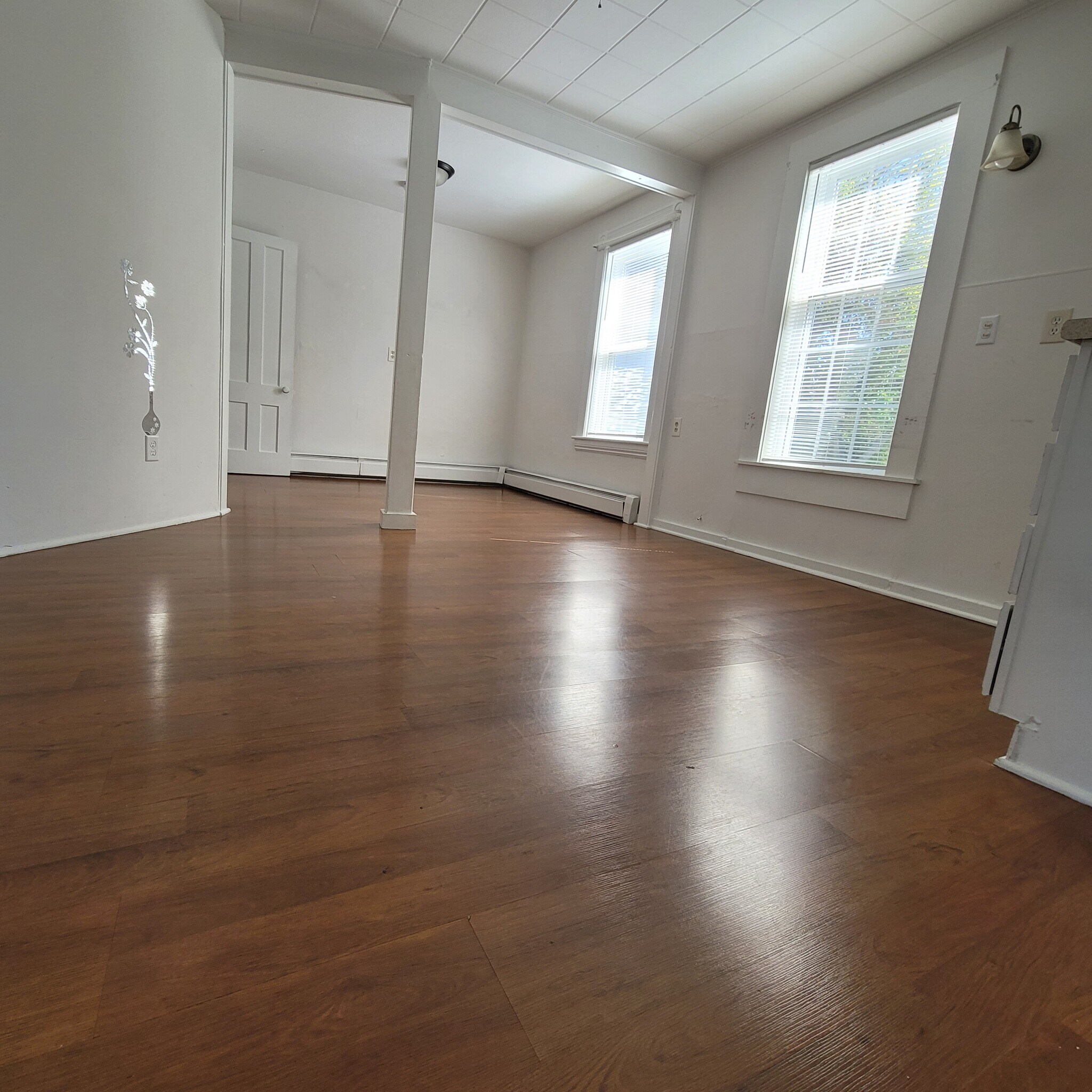 Building Photo - 414 Amory St