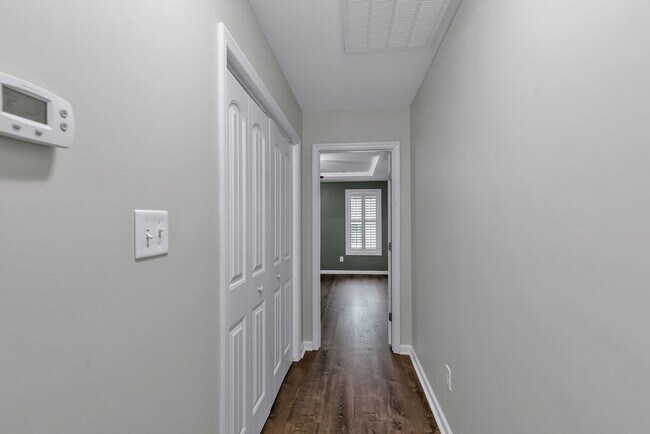 Building Photo - 202 Cottage Brook Ct
