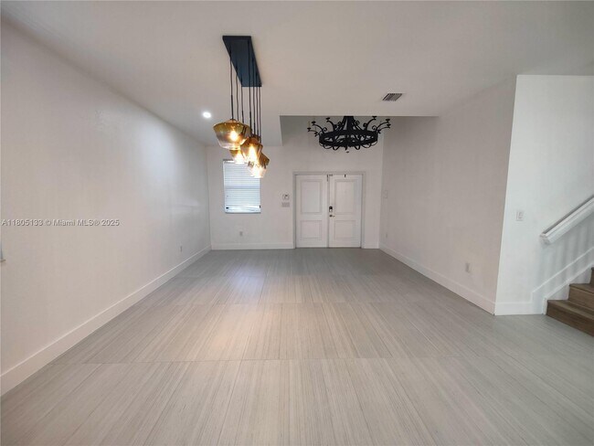 Building Photo - 15752 SW 44th Terrace