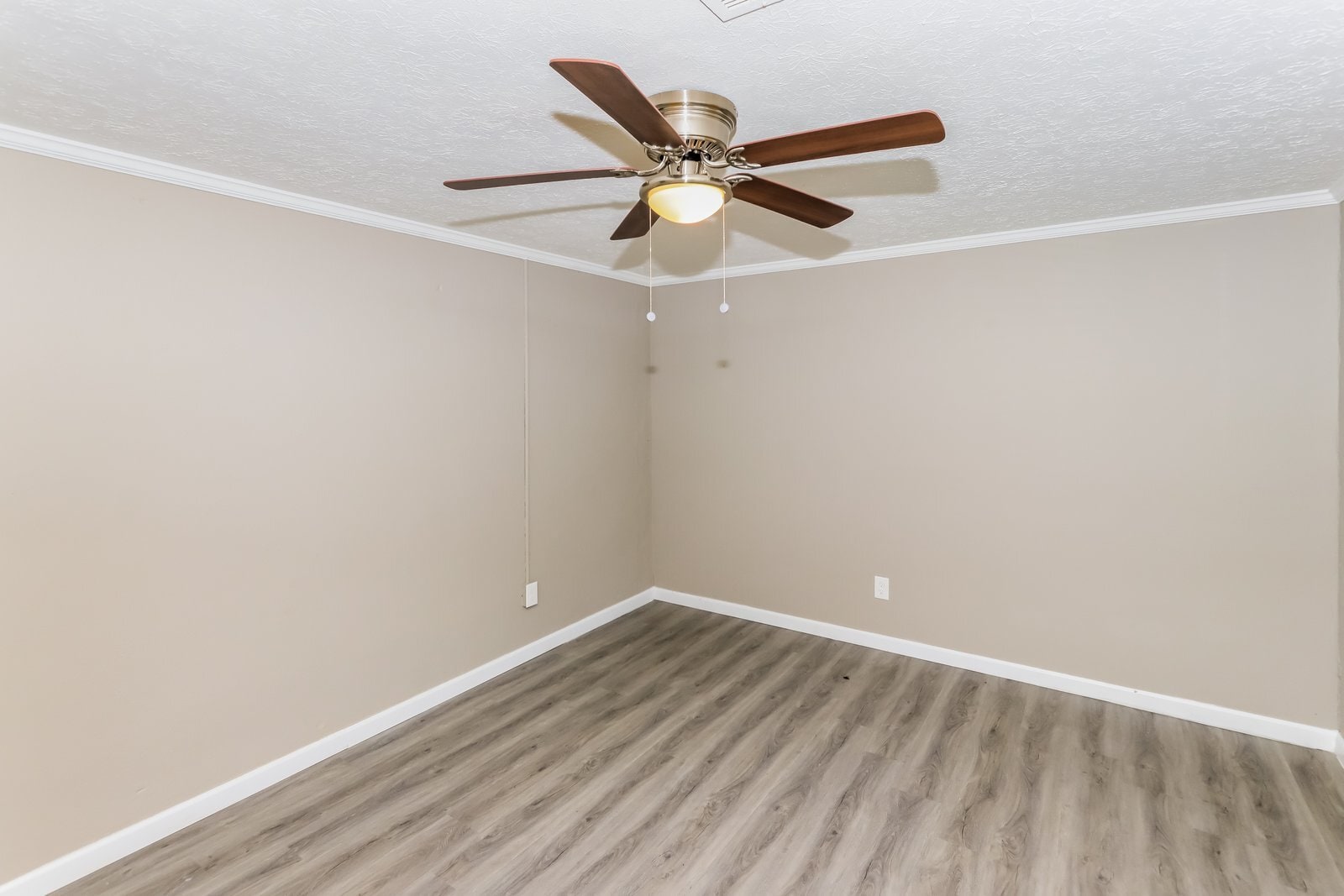 Building Photo - 1462 Cardinal Pl