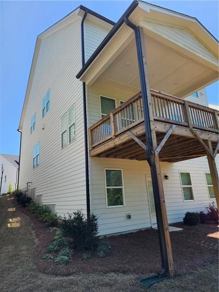 Building Photo - 1241 Westshore Dr