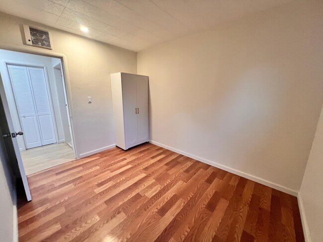 Building Photo - 26786 Clarkford St