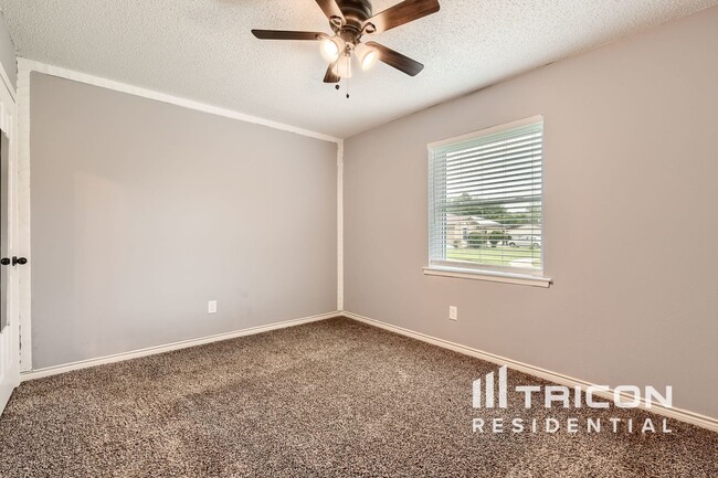 Building Photo - 6624 Cathy Dr