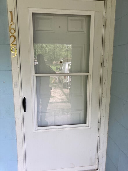 Building Photo - 1629 Terrace Dr