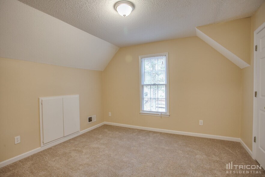 Building Photo - 69 Peach Crossing Dr