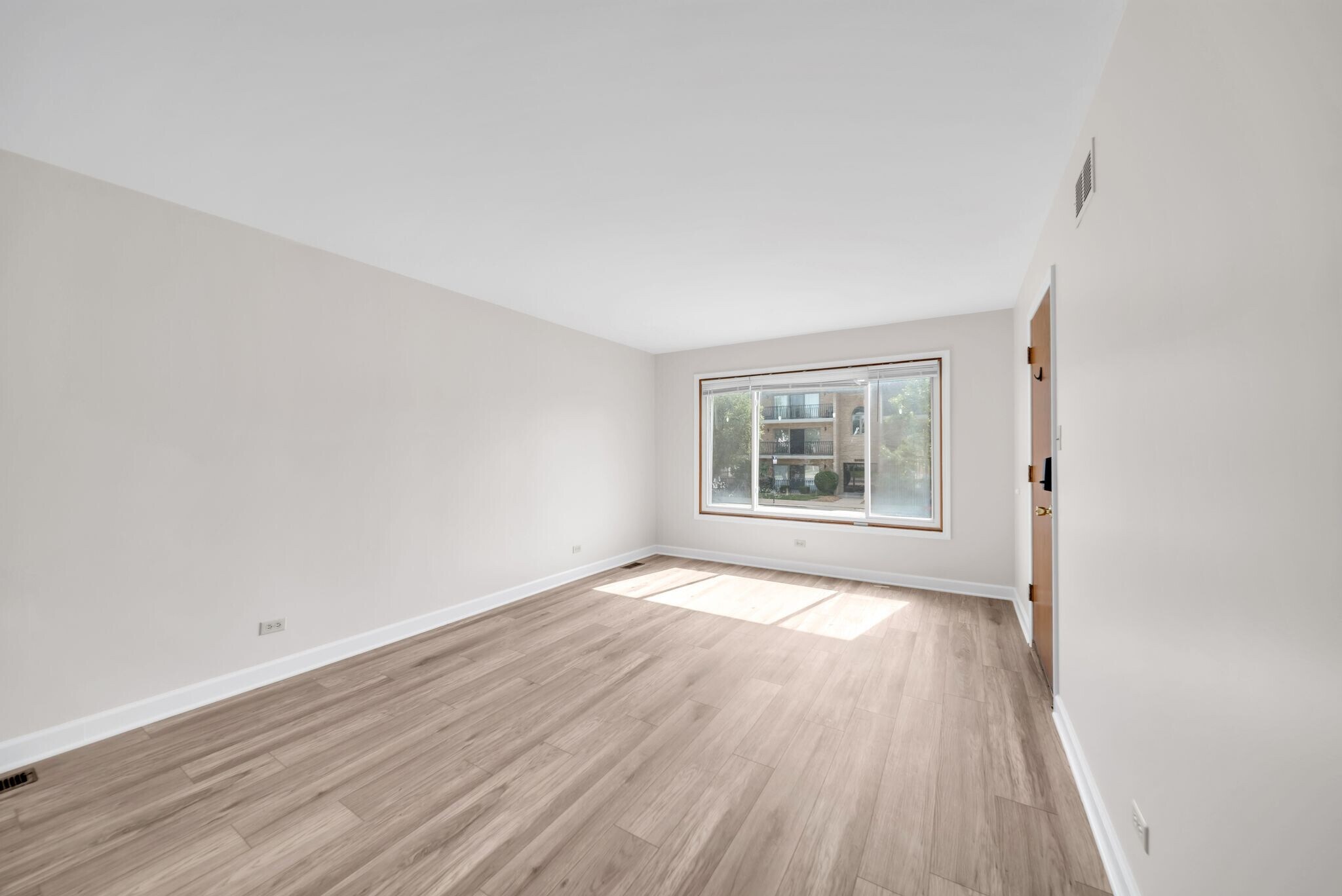Building Photo - 11136 S Kedzie Ave