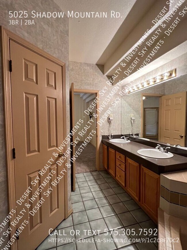 Building Photo - 5025 Shadow Mountain Rd