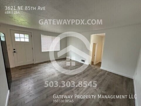 Building Photo - 3621 NE 85th Ave