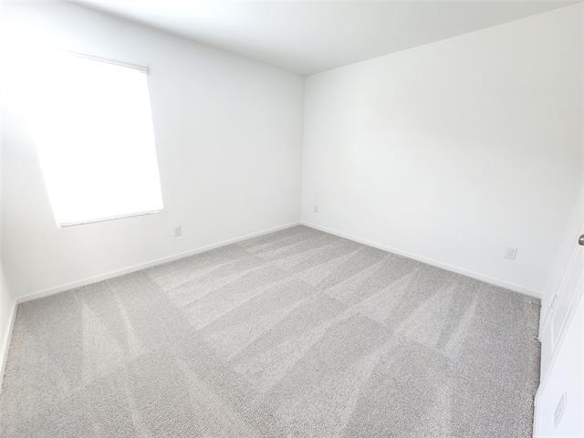 Building Photo - 2213 Neyland Dr