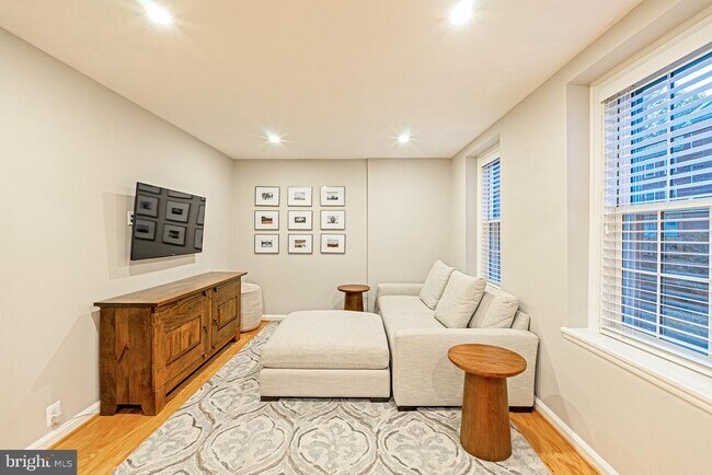 Building Photo - 3400 39th St NW