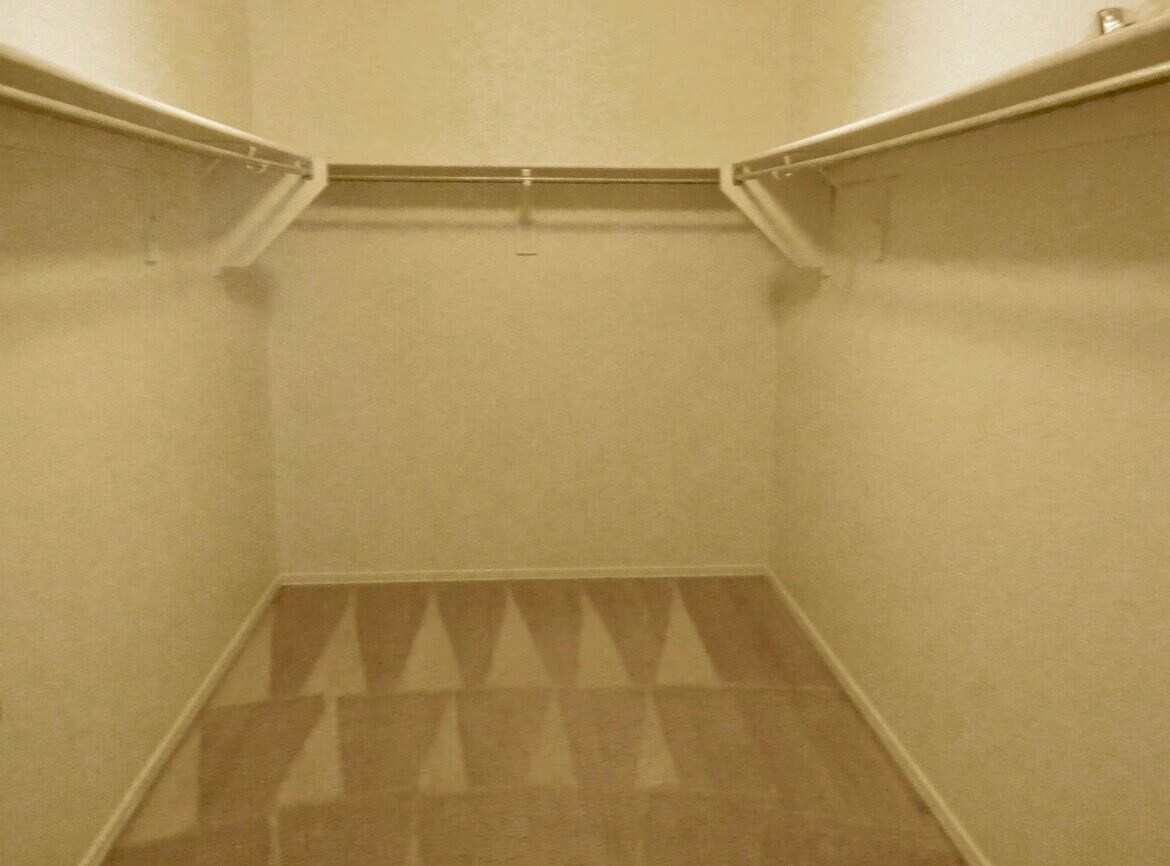 Master walk in closet - 9125 E Plata Ave