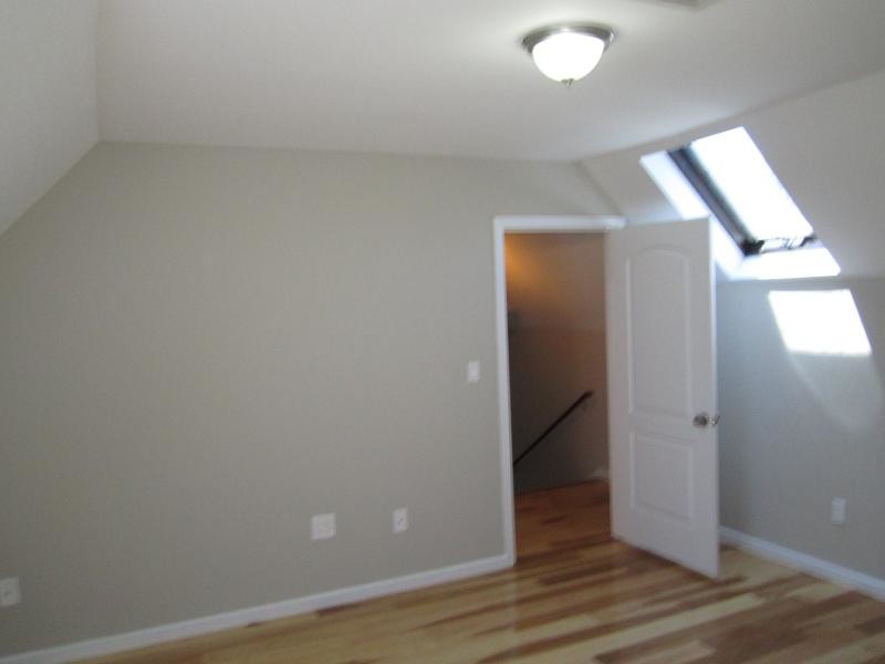 Building Photo - 17 Bow St