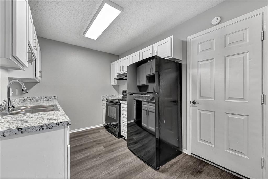 Building Photo - 4378 W Thrasher Dr