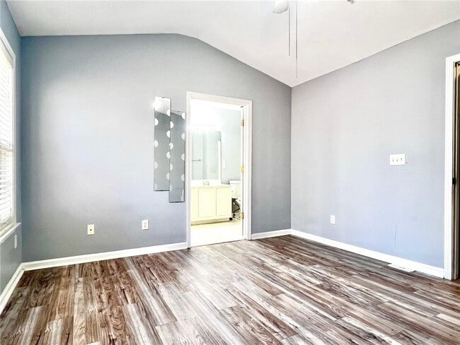 Building Photo - 1605 Kilmington Ct