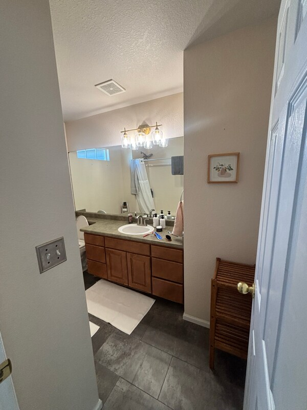 Building Photo - 10144 Madison St