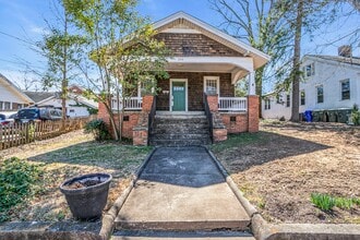 Building Photo - 205 Croft St