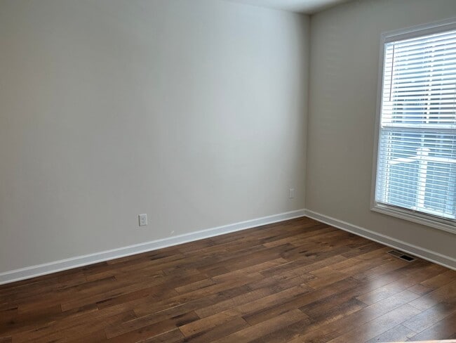 Building Photo - Clifton Community Town Home- Christiansburg