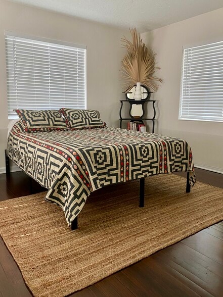 Bedroom 2 - 607 N L St