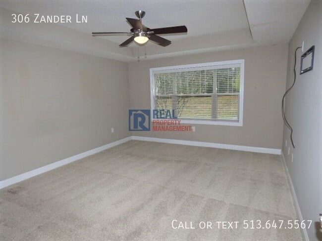 Building Photo - 306 Zander Ln