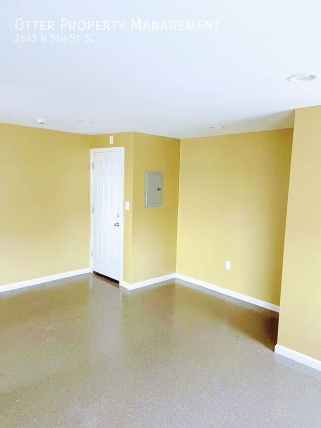 Building Photo - 2863 N 5th St