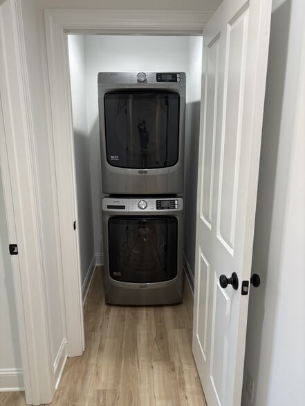 Laundry - 74 Luke Ct