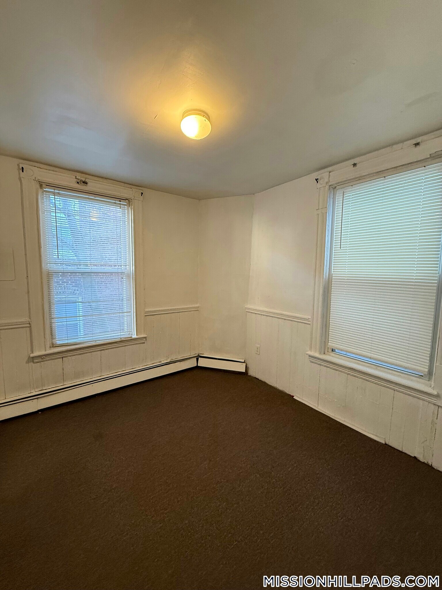 Building Photo - 8 Parker Hill Ave