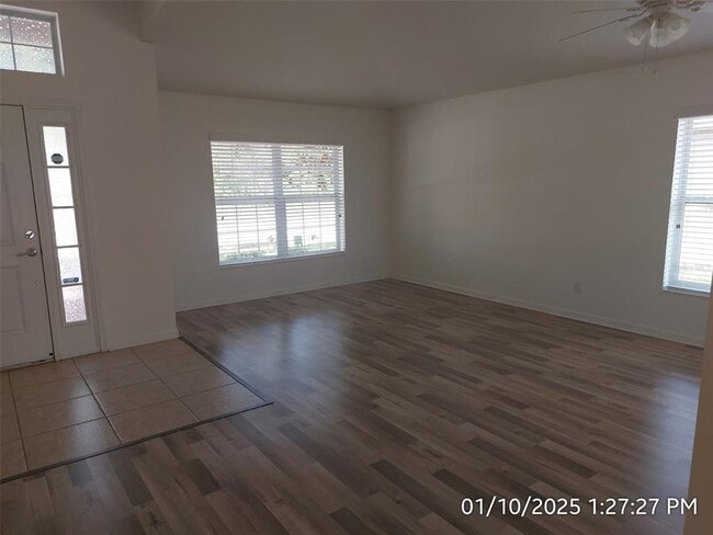 Building Photo - 10715 55th Ct E