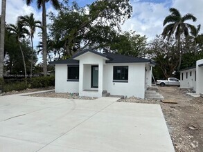 Building Photo - $2500