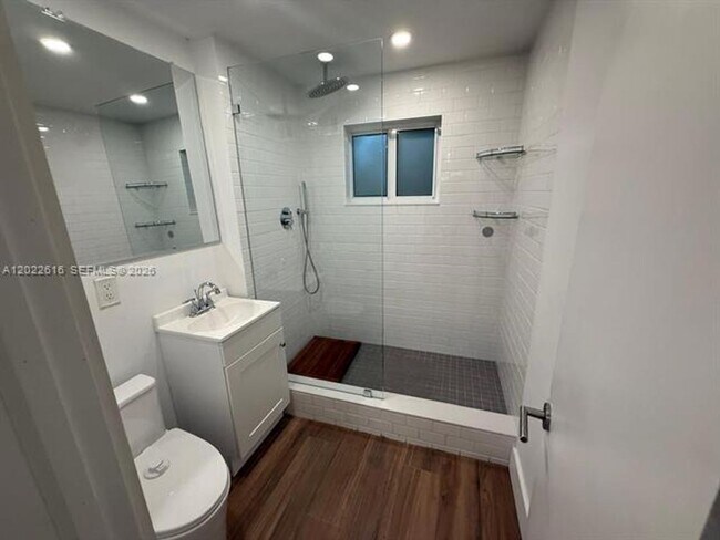 Building Photo - 6851 SW 77th Terrace