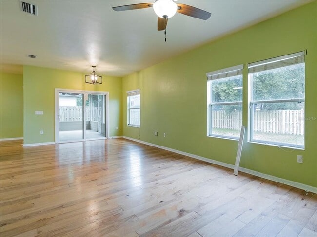 Building Photo - 8436 SW 77th Ave