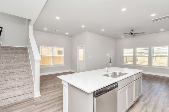 Building Photo - 21010 Montego Breeze Ln