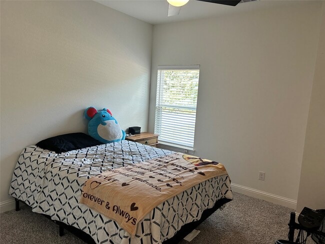 Building Photo - 12011 Rockview Dr