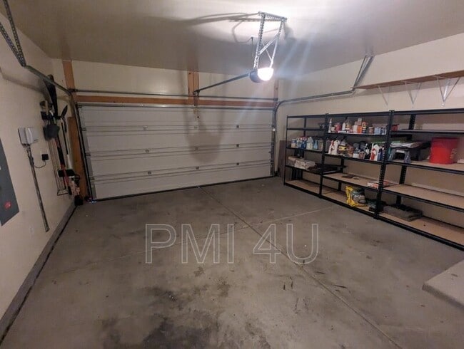 Building Photo - 2035 Ferndale Rd SE