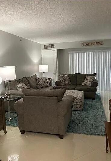 Building Photo - 3215 S Ocean Blvd