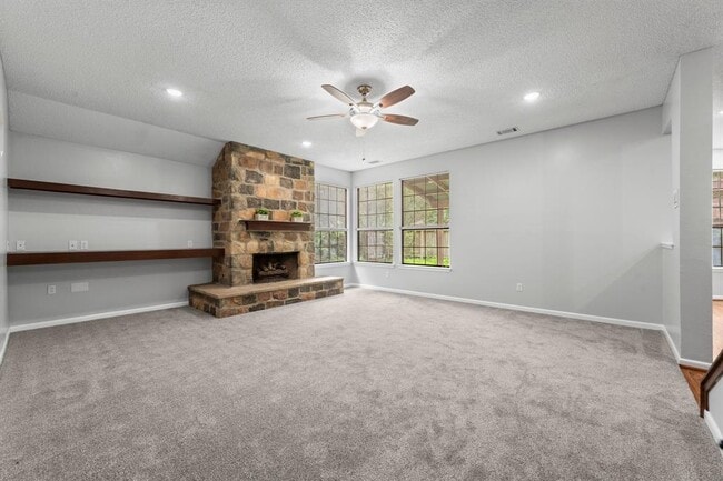 Building Photo - 66 Indian Clover Dr