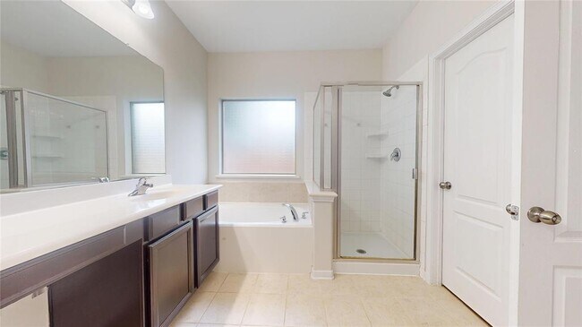 Building Photo - 26503 Forest Pine Ln